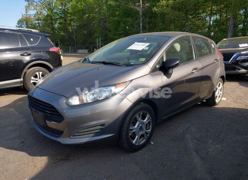 Photo 2 of 2014 Ford Fiesta SE (VIN 3FADP4EJ2EM120513)