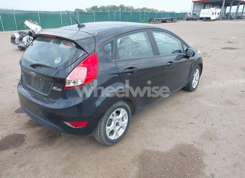Photo 4 of 2015 Ford Fiesta SE (VIN 3FADP4EJ2FM107827)