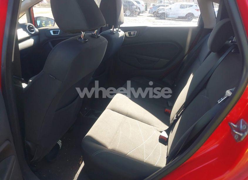 Photo 8 of 2015 Ford Fiesta SE (VIN 3FADP4EJ2FM108444)