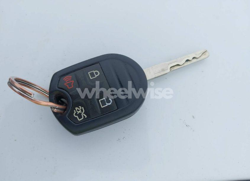 Photo 11 of 2015 Ford Fiesta SE (VIN 3FADP4EJ2FM172161)