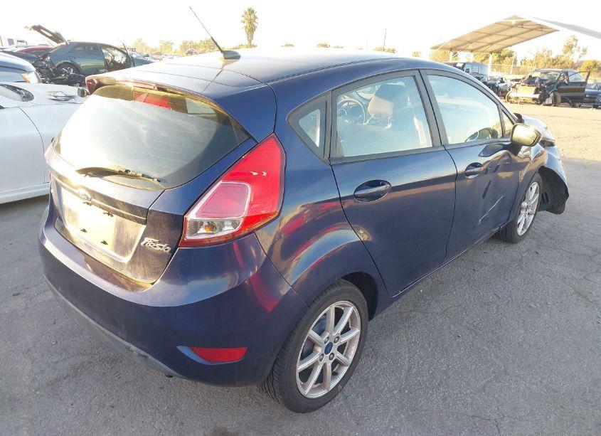 Photo 4 of 2016 Ford Fiesta SE (VIN 3FADP4EJ2GM105013)