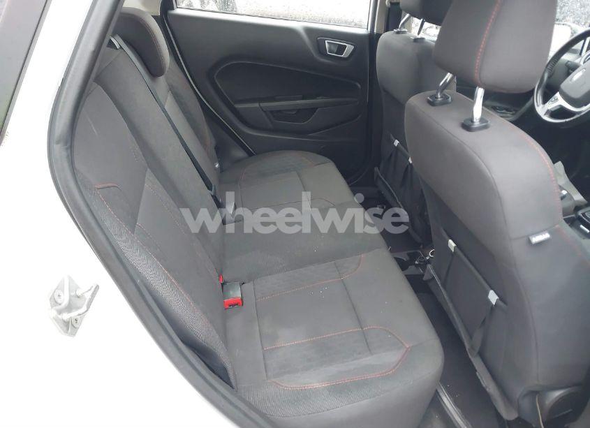 Photo 8 of 2016 Ford Fiesta SE (VIN 3FADP4EJ2GM157810)