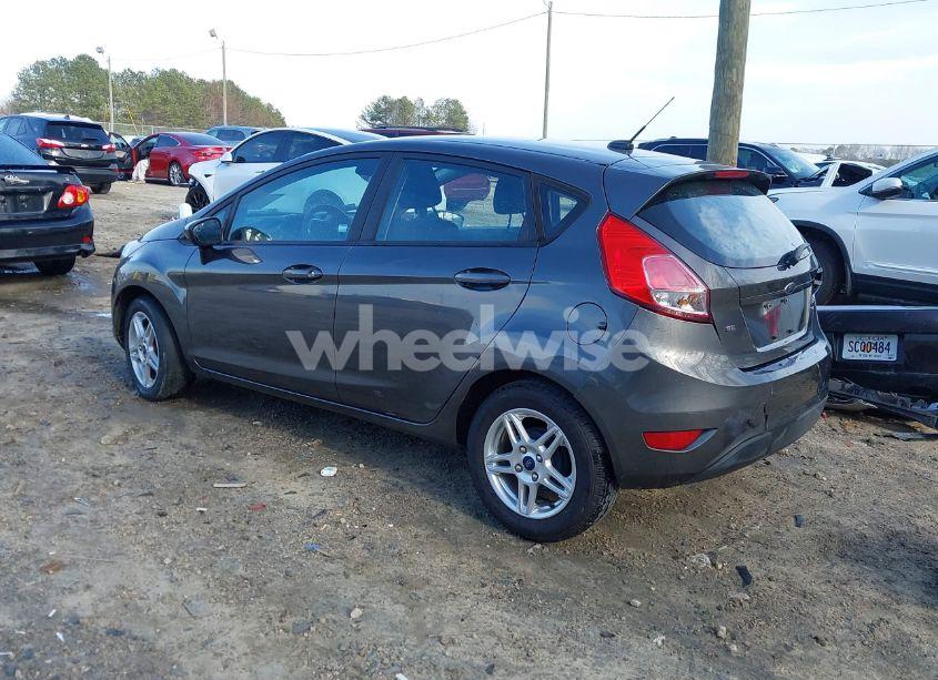 Photo 3 of 2017 Ford Fiesta SE (VIN 3FADP4EJ2HM128325)