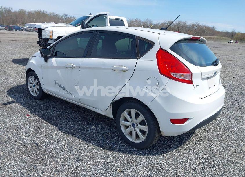 Photo 3 of 2011 Ford Fiesta SE (VIN 3FADP4EJ3BM231633)