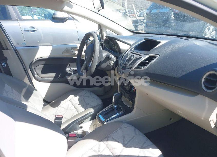 Photo 5 of 2011 Ford Fiesta SE (VIN 3FADP4EJ3BM231843)