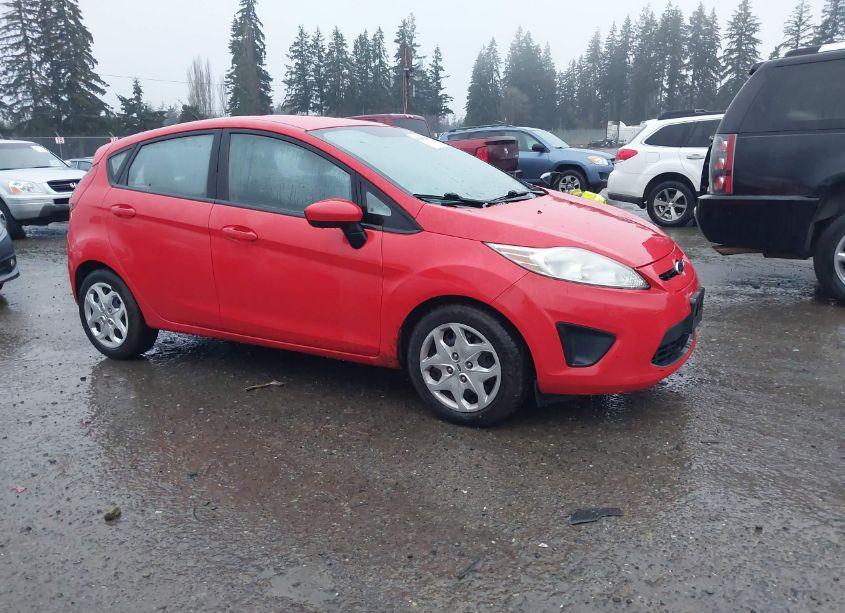 2012 Ford Fiesta SE (VIN 3FADP4EJ3CM208015) main photo