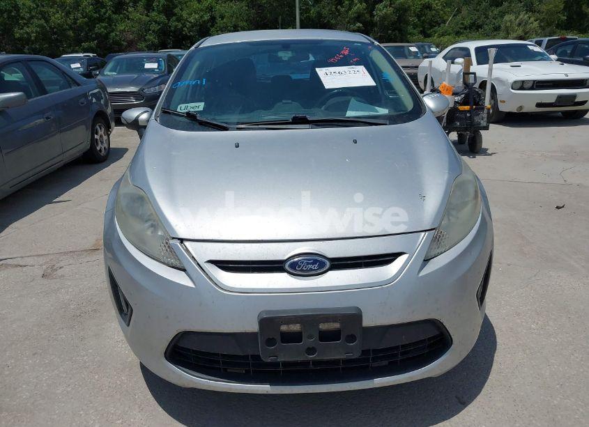 Photo 6 of 2013 Ford Fiesta SE (VIN 3FADP4EJ3DM107669)