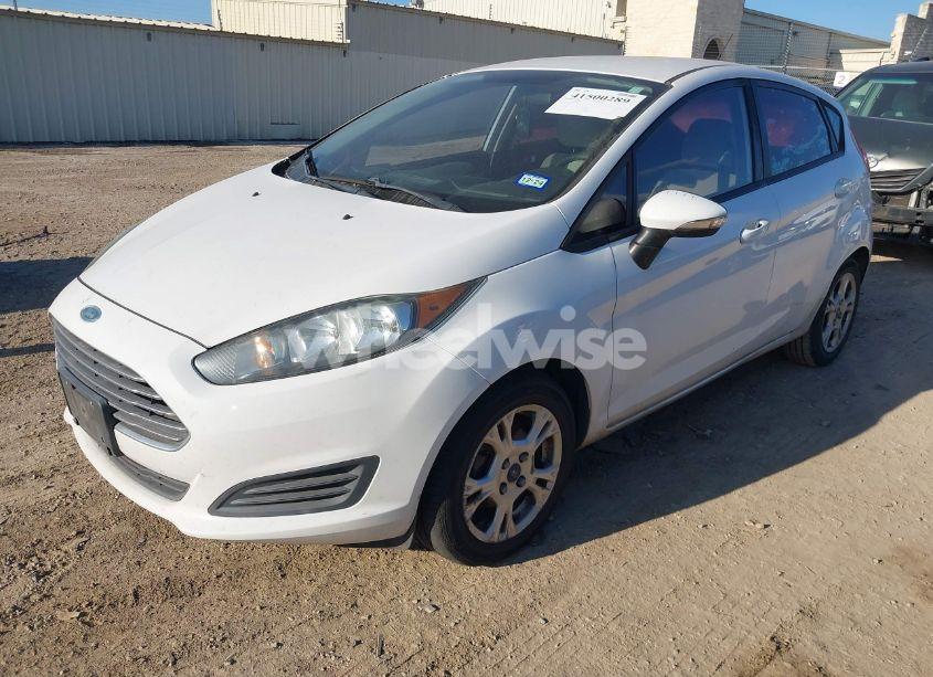 Photo 2 of 2014 Ford Fiesta SE (VIN 3FADP4EJ3EM190327)