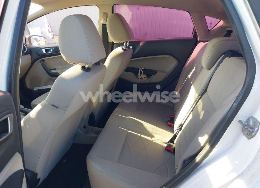 Photo 8 of 2014 Ford Fiesta SE (VIN 3FADP4EJ3EM190327)