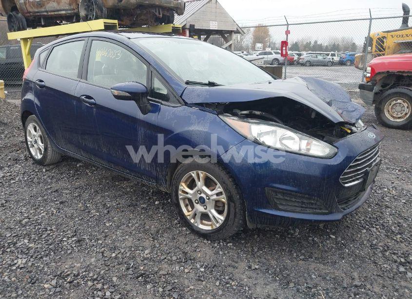 2016 Ford Fiesta SE (VIN 3FADP4EJ3GM148128) main photo