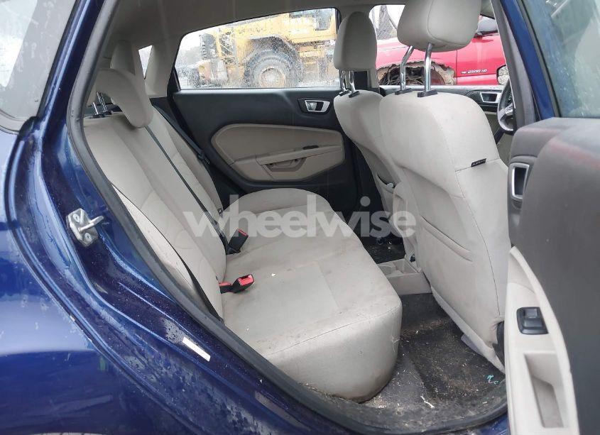 Photo 8 of 2016 Ford Fiesta SE (VIN 3FADP4EJ3GM148128)