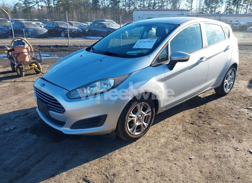 Photo 2 of 2016 Ford Fiesta SE (VIN 3FADP4EJ3GM150879)