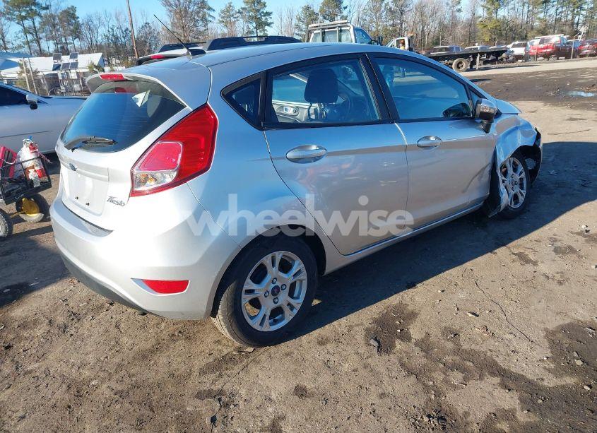 Photo 4 of 2016 Ford Fiesta SE (VIN 3FADP4EJ3GM150879)