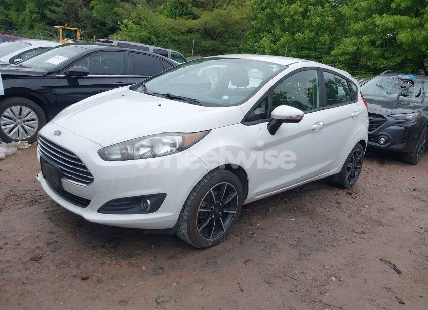 Photo 2 of 2017 Ford Fiesta SE (VIN 3FADP4EJ3HM137339)