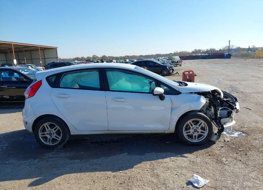 Photo 13 of 2017 Ford Fiesta SE (VIN 3FADP4EJ3HM150317)