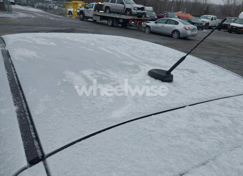 Photo 17 of 2019 Ford Fiesta SE (VIN 3FADP4EJ3KM145366)