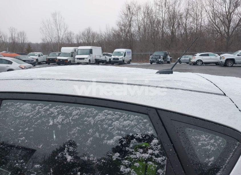 Photo 18 of 2019 Ford Fiesta SE (VIN 3FADP4EJ3KM145366)