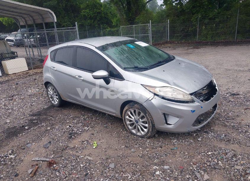 2012 Ford Fiesta SE (VIN 3FADP4EJ4CM126262) main photo