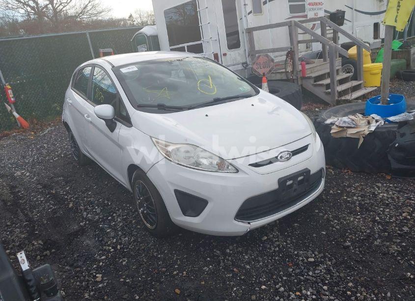 2012 Ford Fiesta SE (VIN 3FADP4EJ4CM160279) main photo