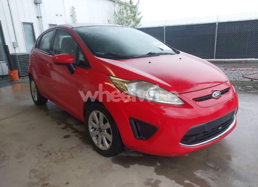 2012 Ford Fiesta SE (VIN 3FADP4EJ4CM215670) main photo