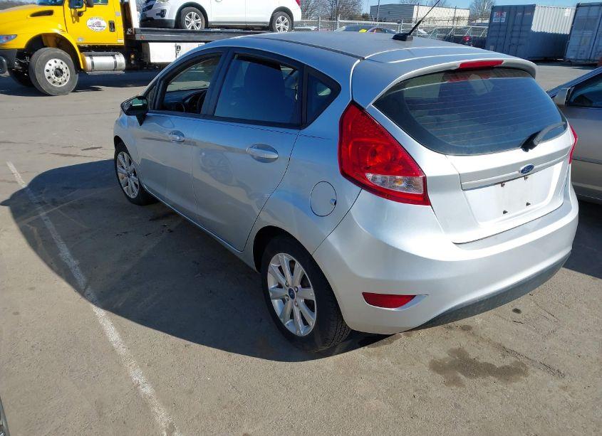 Photo 3 of 2013 Ford Fiesta SE (VIN 3FADP4EJ4DM149879)