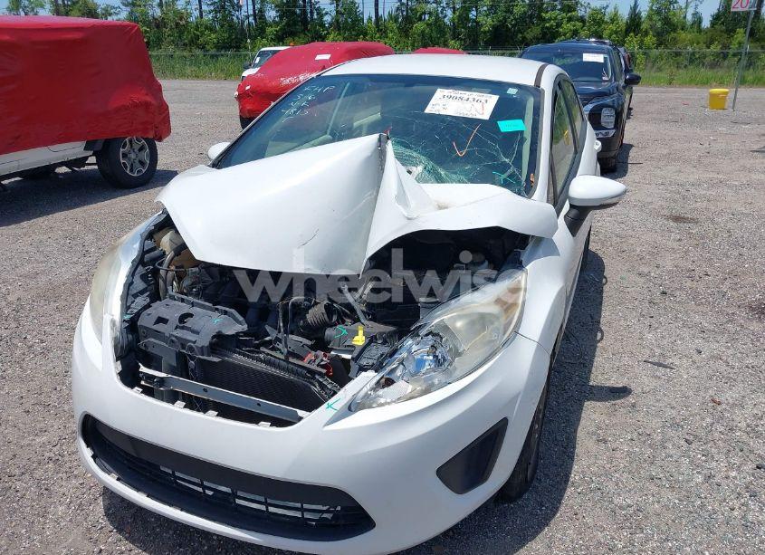 Photo 6 of 2013 Ford Fiesta SE (VIN 3FADP4EJ4DM174815)