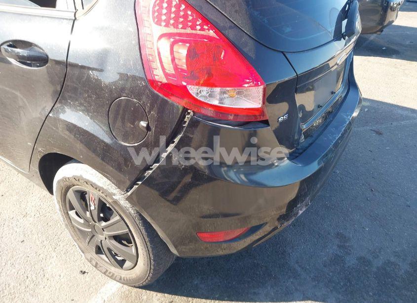 Photo 6 of 2013 Ford Fiesta SE (VIN 3FADP4EJ4DM200653)