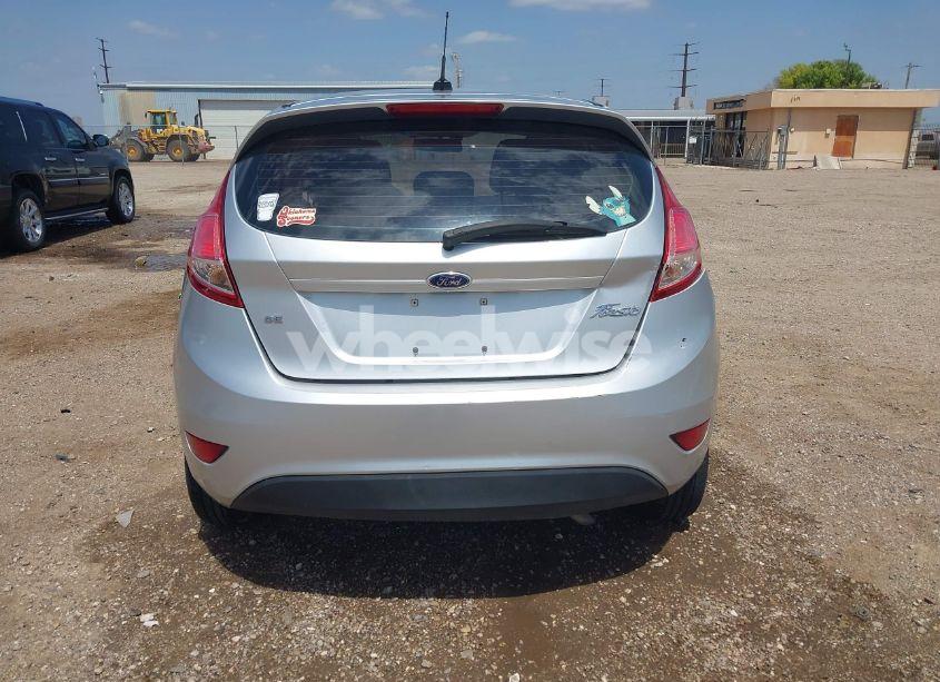 Photo 17 of 2014 Ford Fiesta SE (VIN 3FADP4EJ4EM151911)