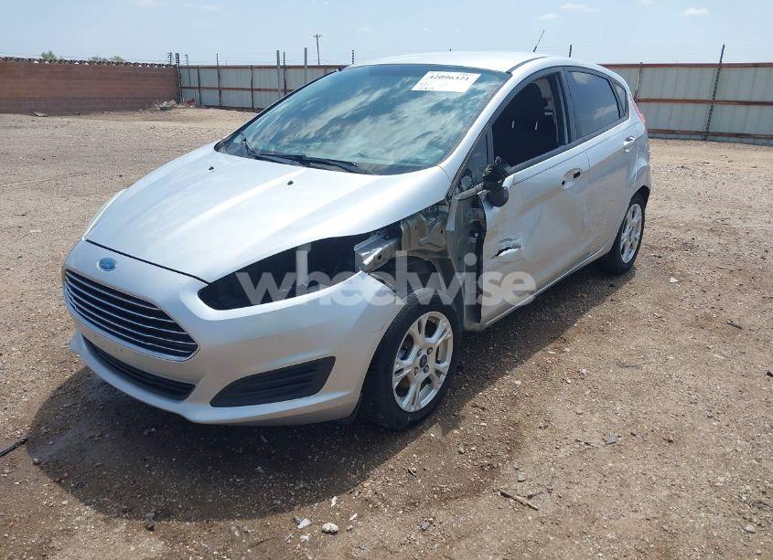 Photo 2 of 2014 Ford Fiesta SE (VIN 3FADP4EJ4EM151911)