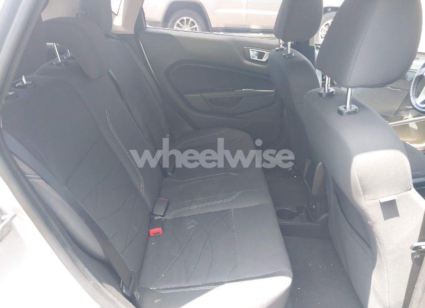 Photo 8 of 2014 Ford Fiesta SE (VIN 3FADP4EJ4EM151911)