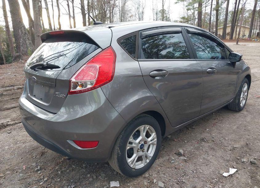 Photo 4 of 2014 Ford Fiesta SE (VIN 3FADP4EJ4EM195262)