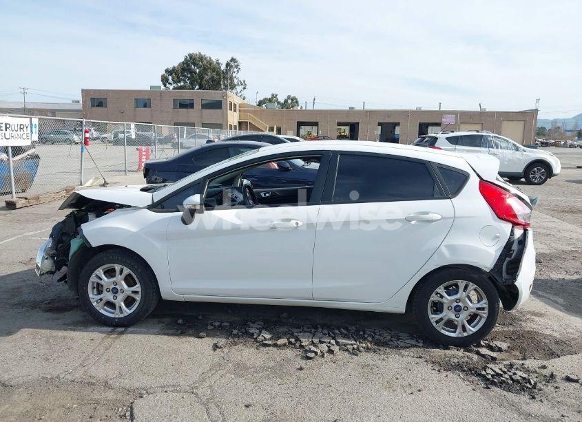 Photo 14 of 2015 Ford Fiesta SE (VIN 3FADP4EJ4FM118490)