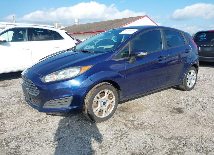 Photo 2 of 2016 Ford Fiesta SE (VIN 3FADP4EJ4GM198357)