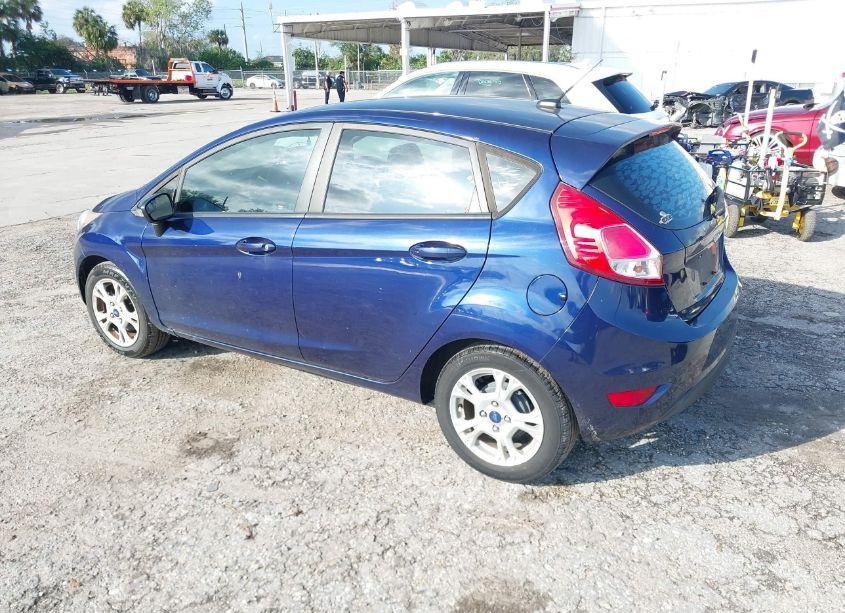 Photo 3 of 2016 Ford Fiesta SE (VIN 3FADP4EJ4GM198357)