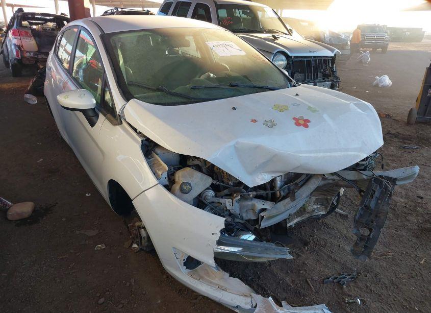 2017 Ford Fiesta SE (VIN 3FADP4EJ4HM170429) main photo