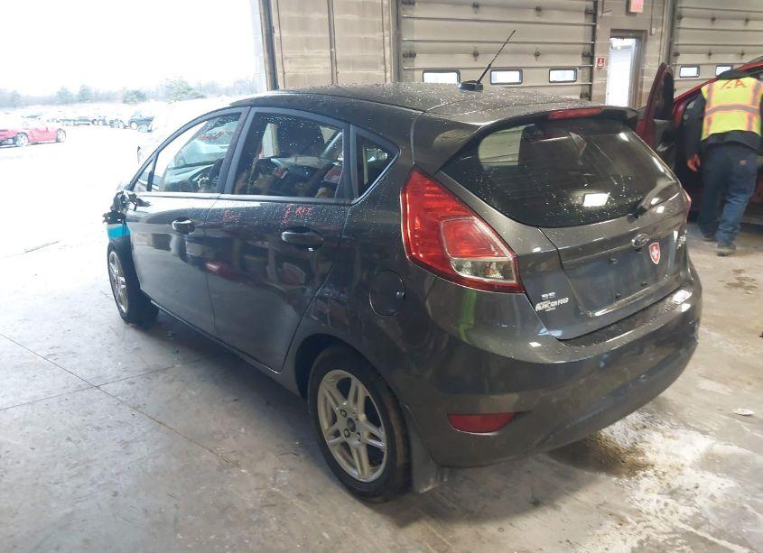 Photo 3 of 2018 Ford Fiesta SE (VIN 3FADP4EJ4JM126193)