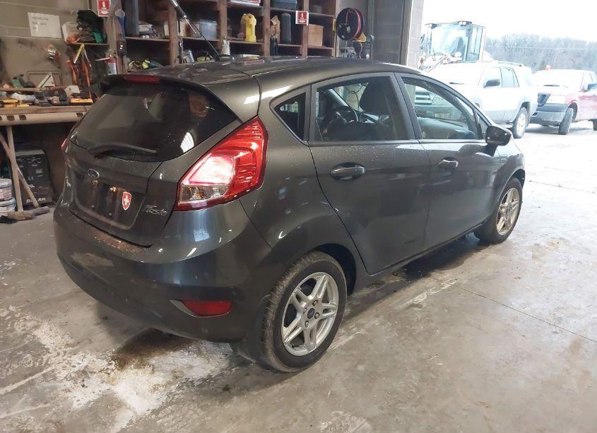 Photo 4 of 2018 Ford Fiesta SE (VIN 3FADP4EJ4JM126193)