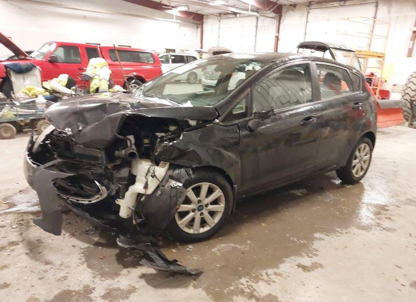 Photo 2 of 2011 Ford Fiesta SE (VIN 3FADP4EJ5BM233321)