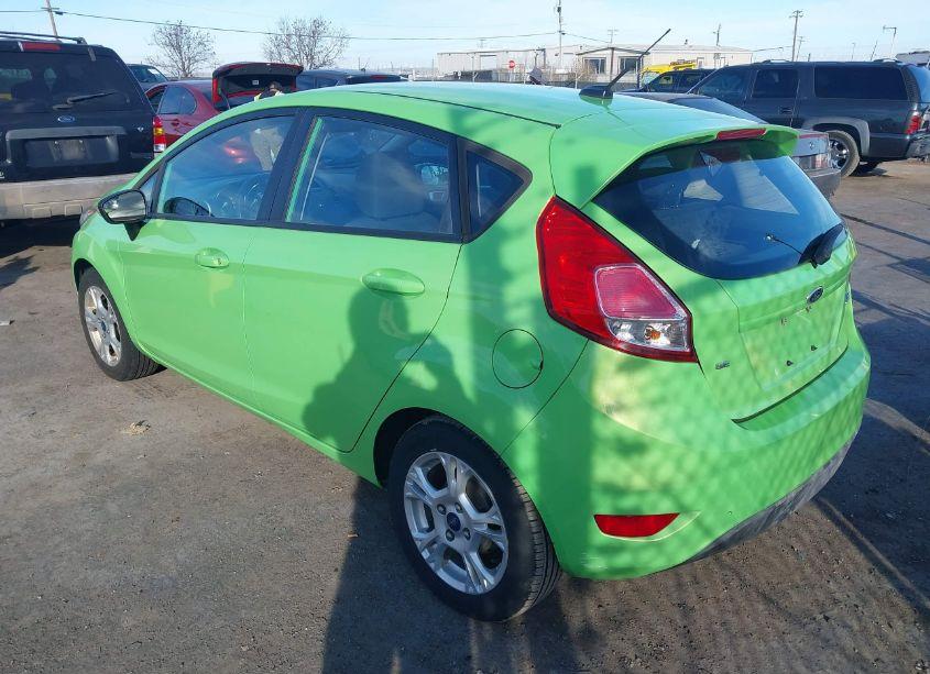 Photo 3 of 2014 Ford Fiesta SE (VIN 3FADP4EJ5EM103351)