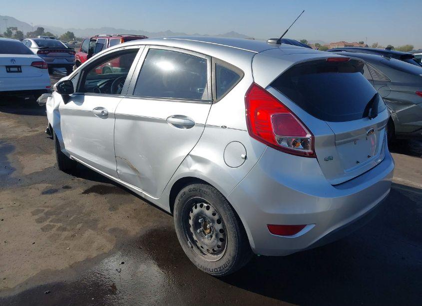 Photo 3 of 2014 Ford Fiesta SE (VIN 3FADP4EJ5EM207502)