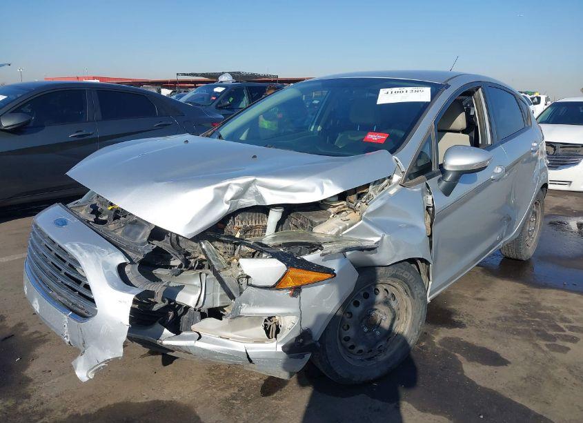 Photo 6 of 2014 Ford Fiesta SE (VIN 3FADP4EJ5EM207502)