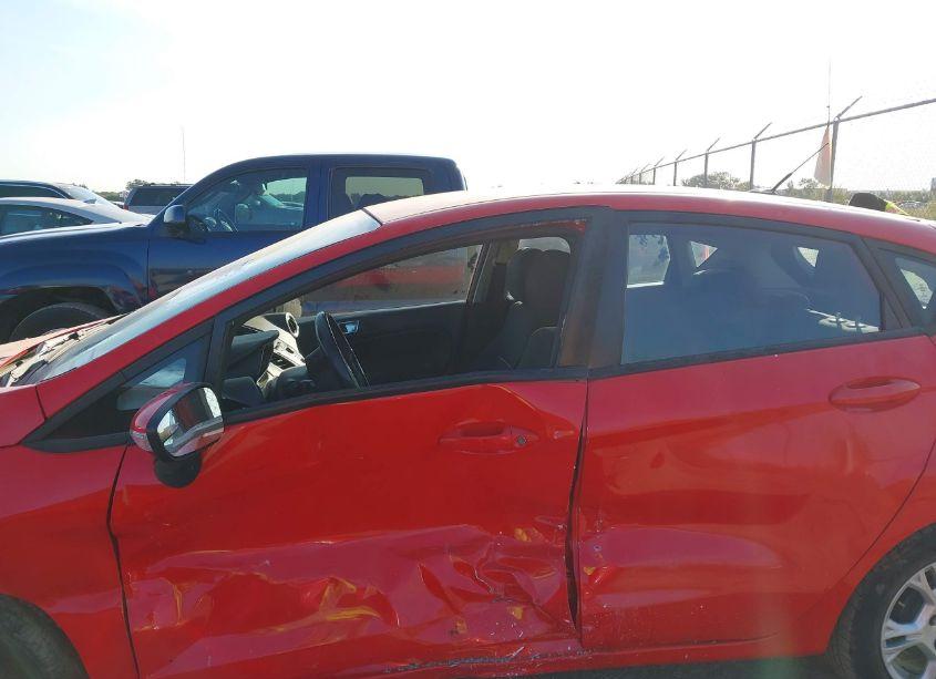 Photo 13 of 2014 Ford Fiesta SE (VIN 3FADP4EJ5EM217818)