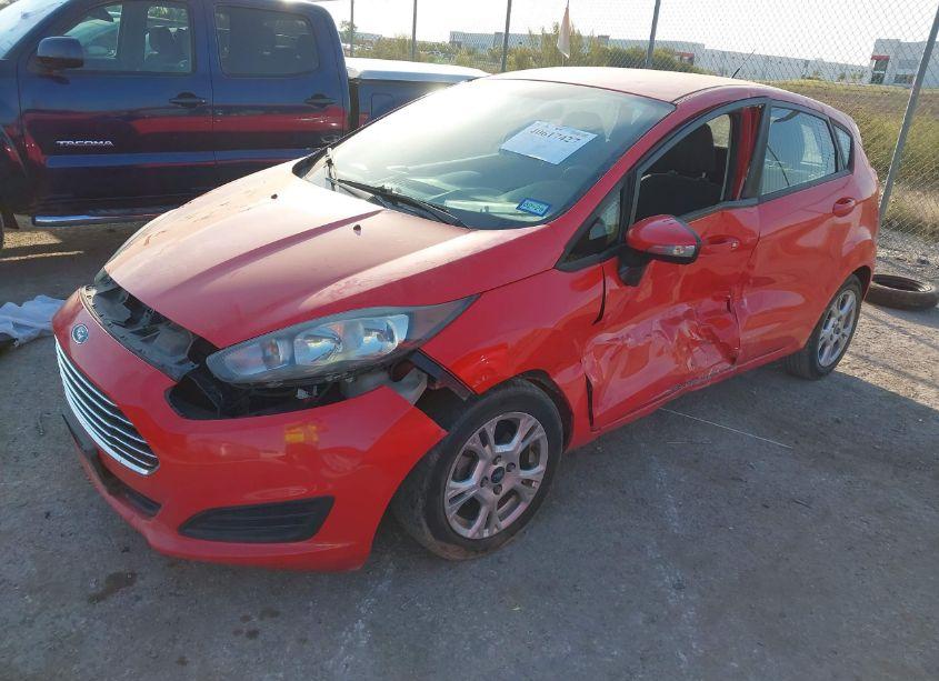 Photo 2 of 2014 Ford Fiesta SE (VIN 3FADP4EJ5EM217818)