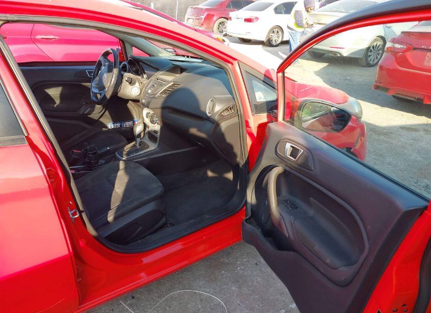 Photo 5 of 2014 Ford Fiesta SE (VIN 3FADP4EJ5EM217818)