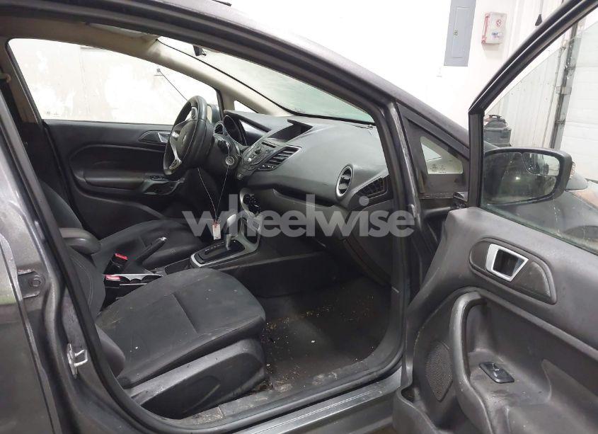 Photo 5 of 2015 Ford Fiesta SE (VIN 3FADP4EJ5FM162286)