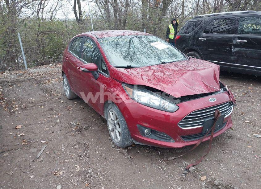 2015 Ford Fiesta SE (VIN 3FADP4EJ5FM209302) main photo
