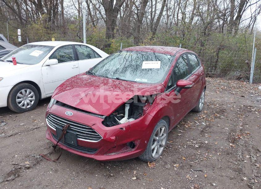Photo 2 of 2015 Ford Fiesta SE (VIN 3FADP4EJ5FM209302)