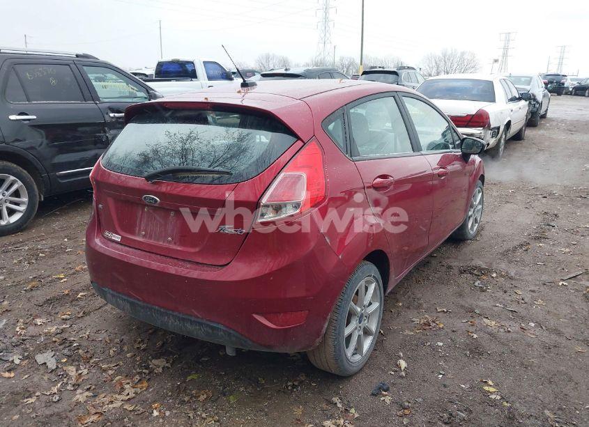 Photo 4 of 2015 Ford Fiesta SE (VIN 3FADP4EJ5FM209302)