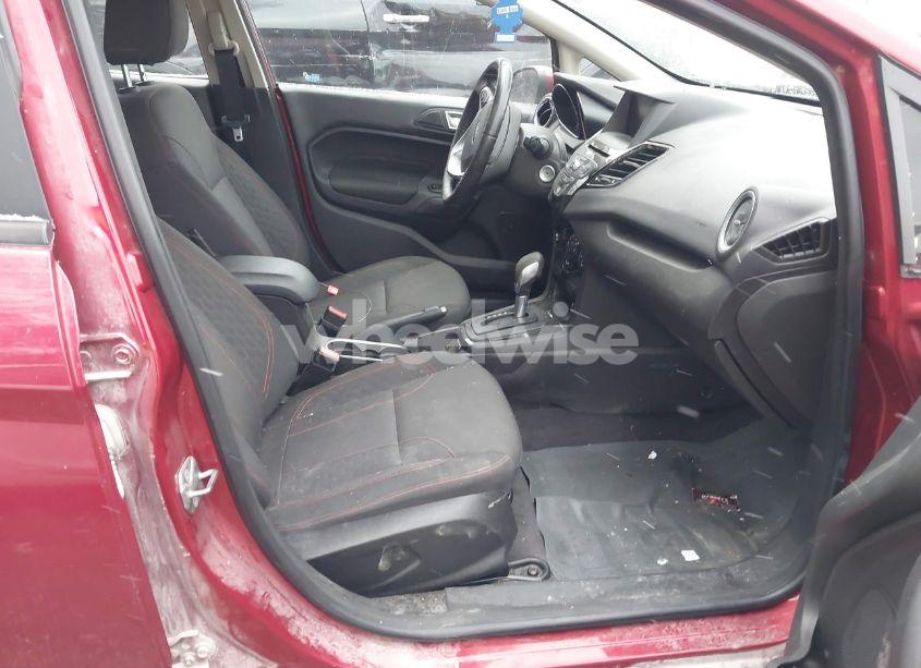 Photo 5 of 2015 Ford Fiesta SE (VIN 3FADP4EJ5FM209302)