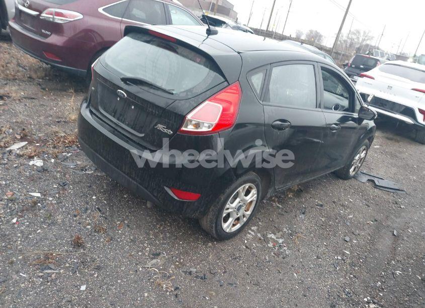 Photo 4 of 2016 Ford Fiesta SE (VIN 3FADP4EJ5GM109010)